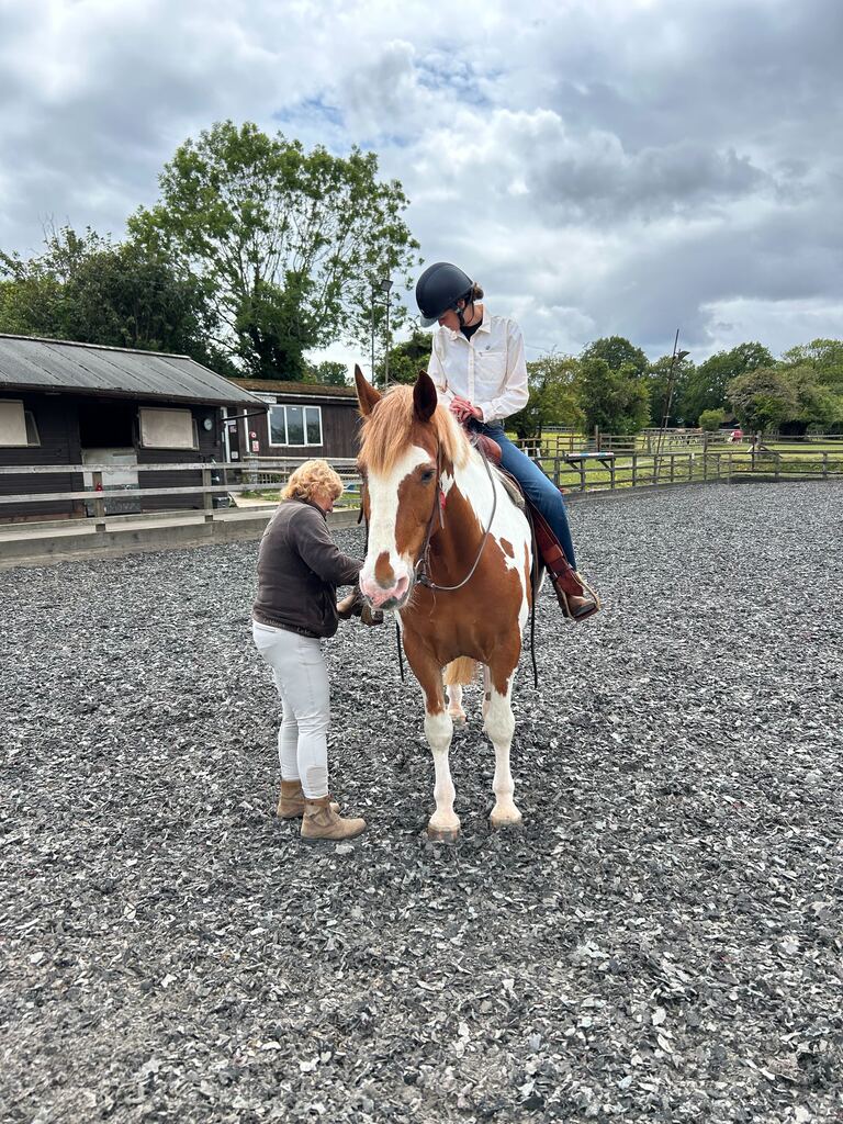 Western riding lesson at Wildwoods Equestrian Centre
