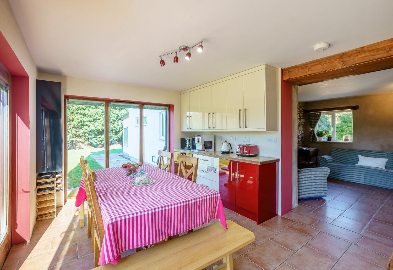 - Property for sale in Mold