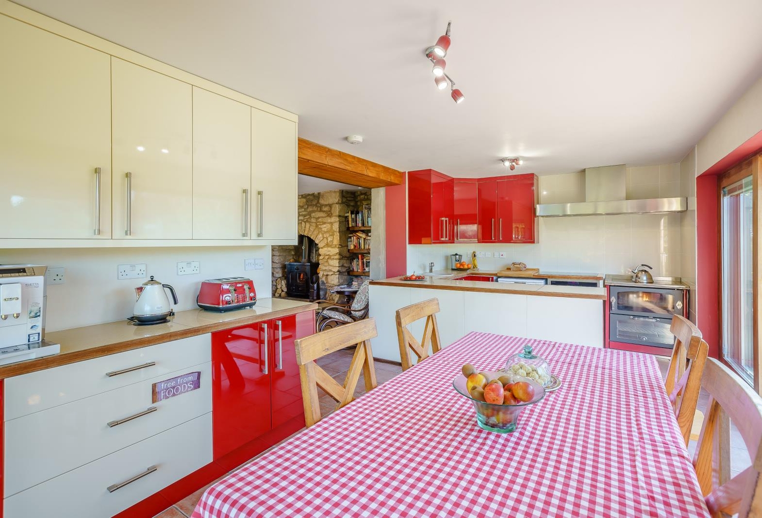  - Property for sale in Mold in 