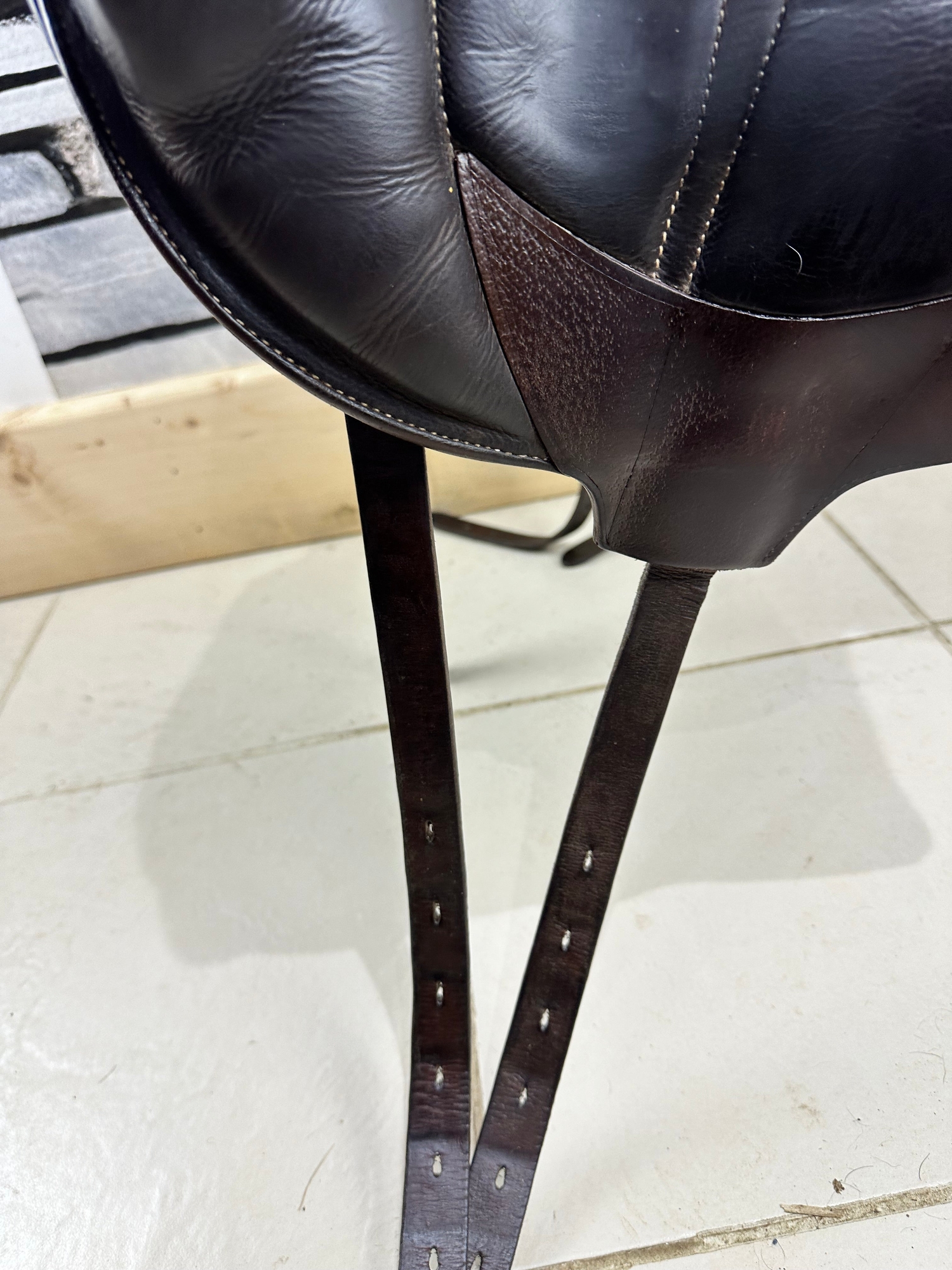 17 1/2” MW Voltaire Adelaide Monoflap Dressage Saddle - Brown - 