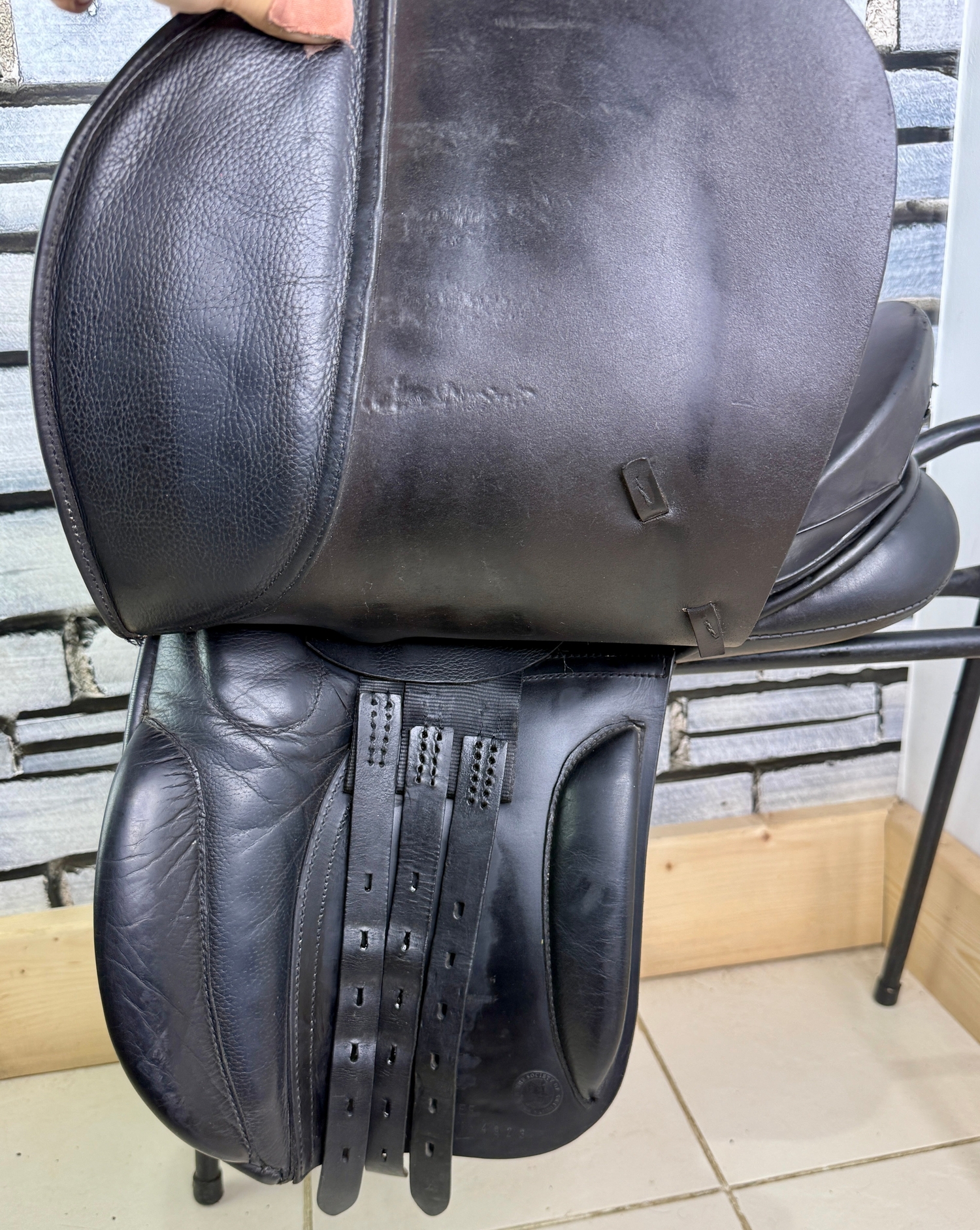 17” MW Black Country WH/VSD Saddle - Dark Havana/Black -  in 