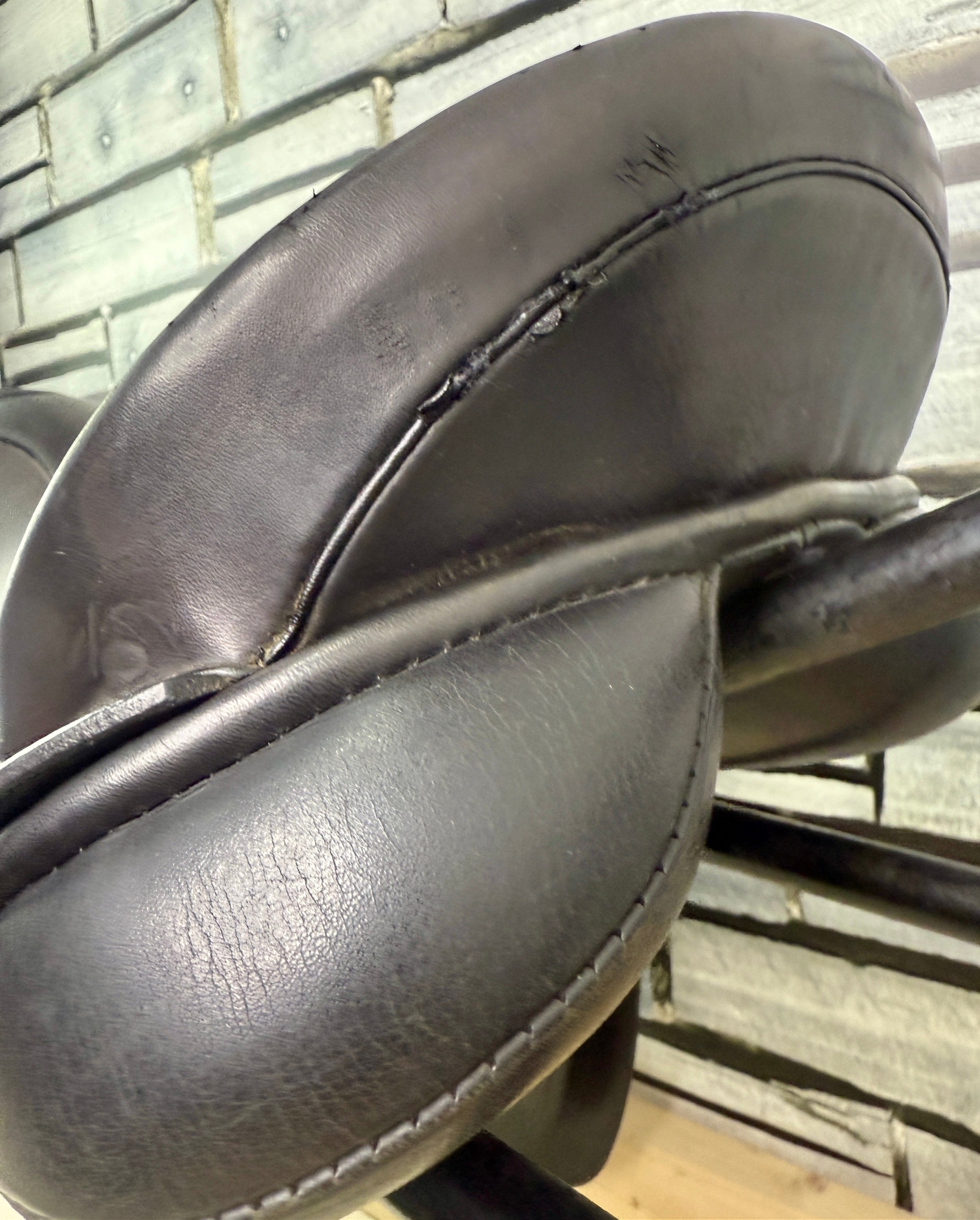 17” MW Black Country WH/VSD Saddle - Dark Havana/Black - 