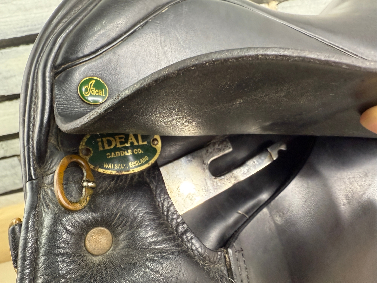  18” MW Ideal Jessica Dressage Saddle - Black