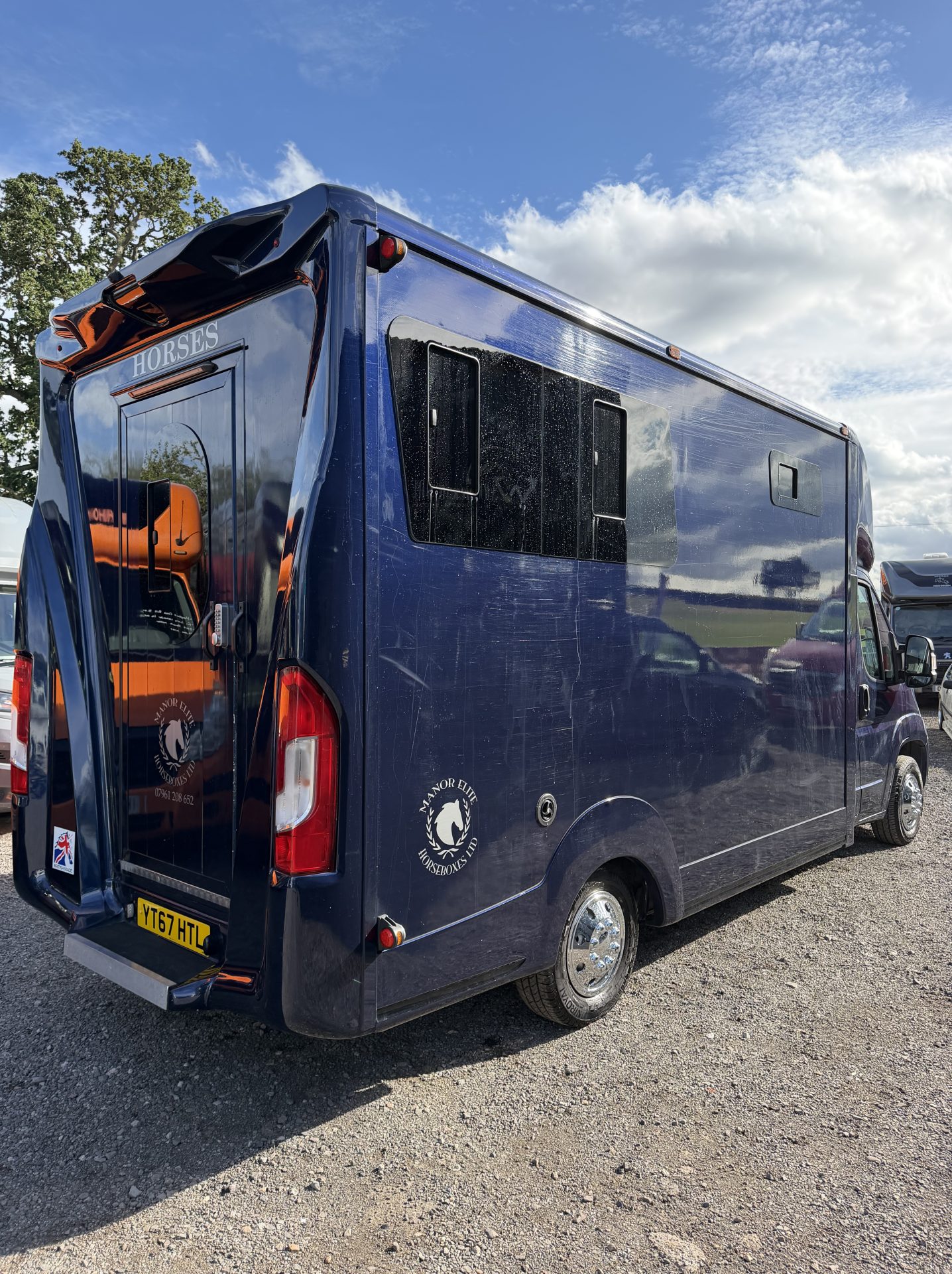 Horsebox 