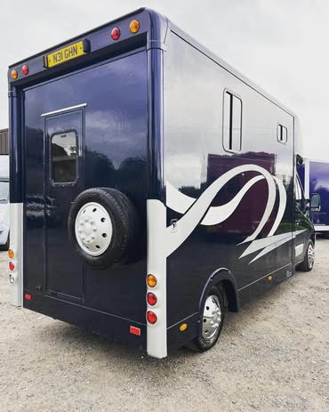  Trade   Horsebox