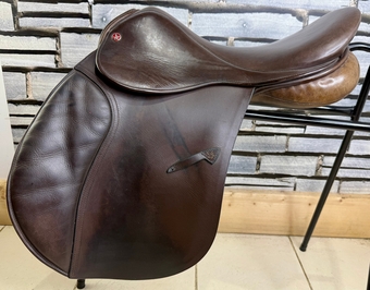 18” Medium Jeffries Falcon Hawk Event Saddle - Brown - M