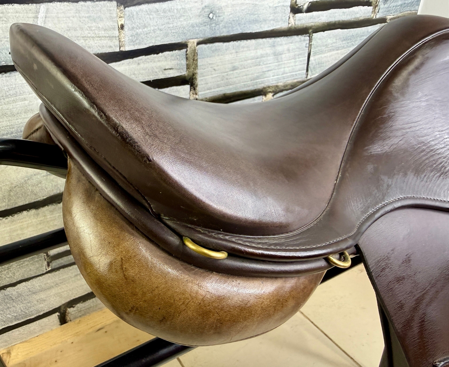  - 18” Medium Jeffries Falcon Hawk Event Saddle - Brown - M