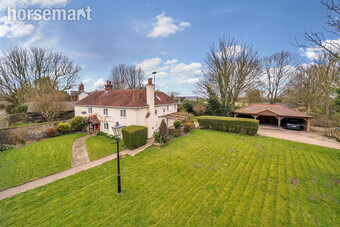 Property for sale in Maidstone