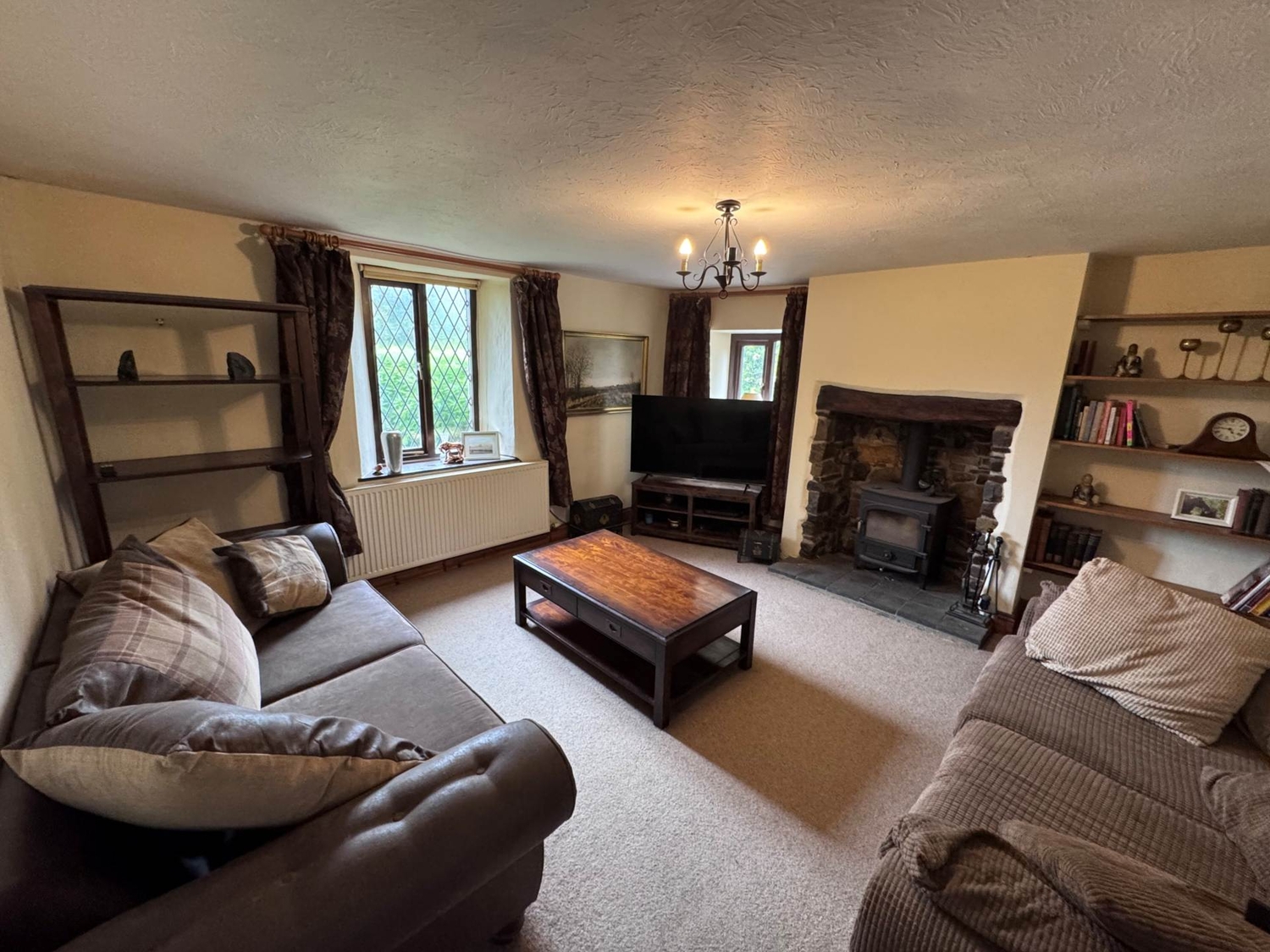  - Property for sale in Gorsgoch in 