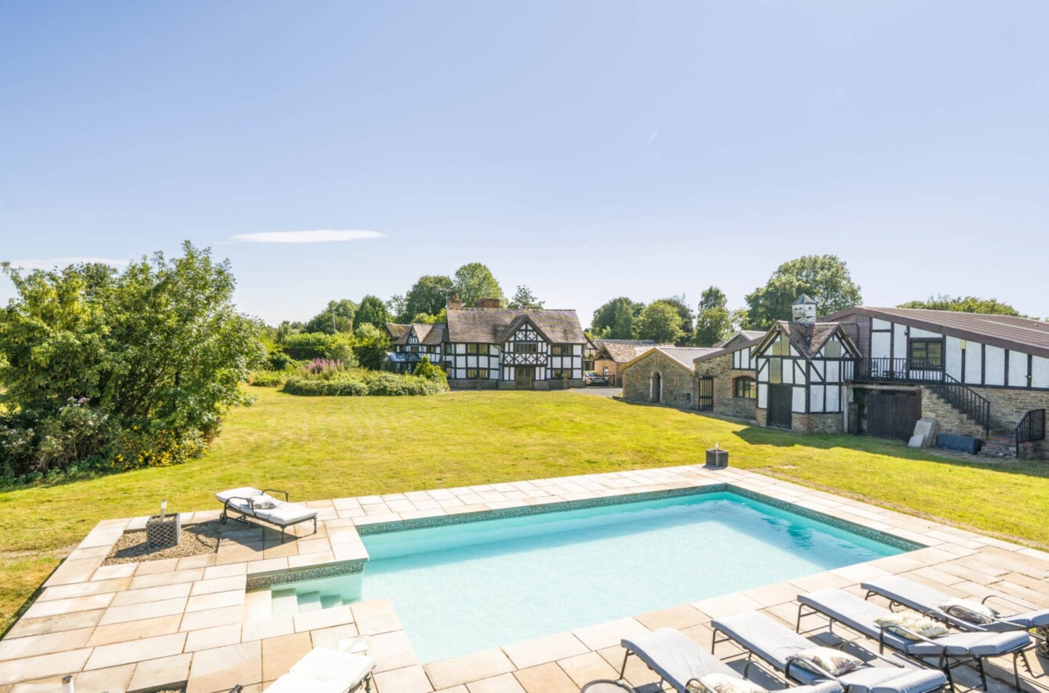 Property for sale in Pembridge -  in 