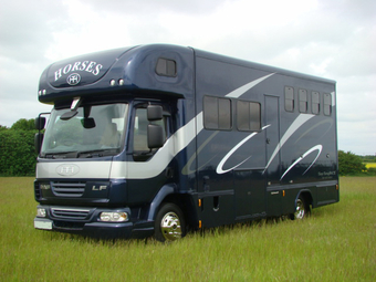 Thorpe Thoroughbred 7.5t Horsebox