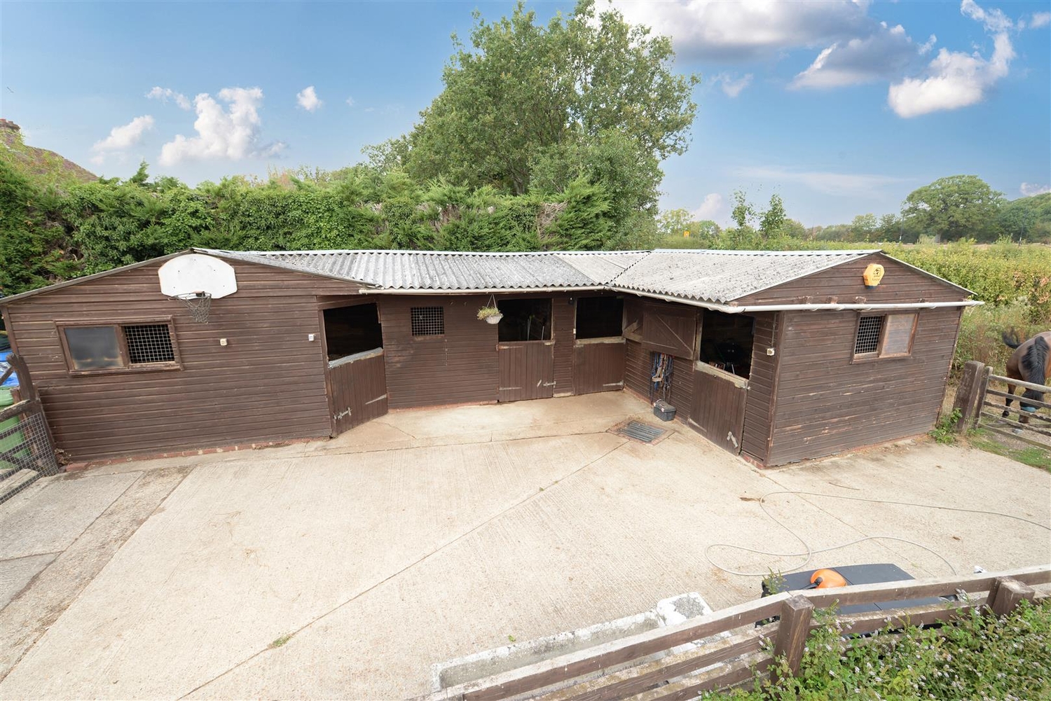 Property for sale in SHIPLEY, Horsham