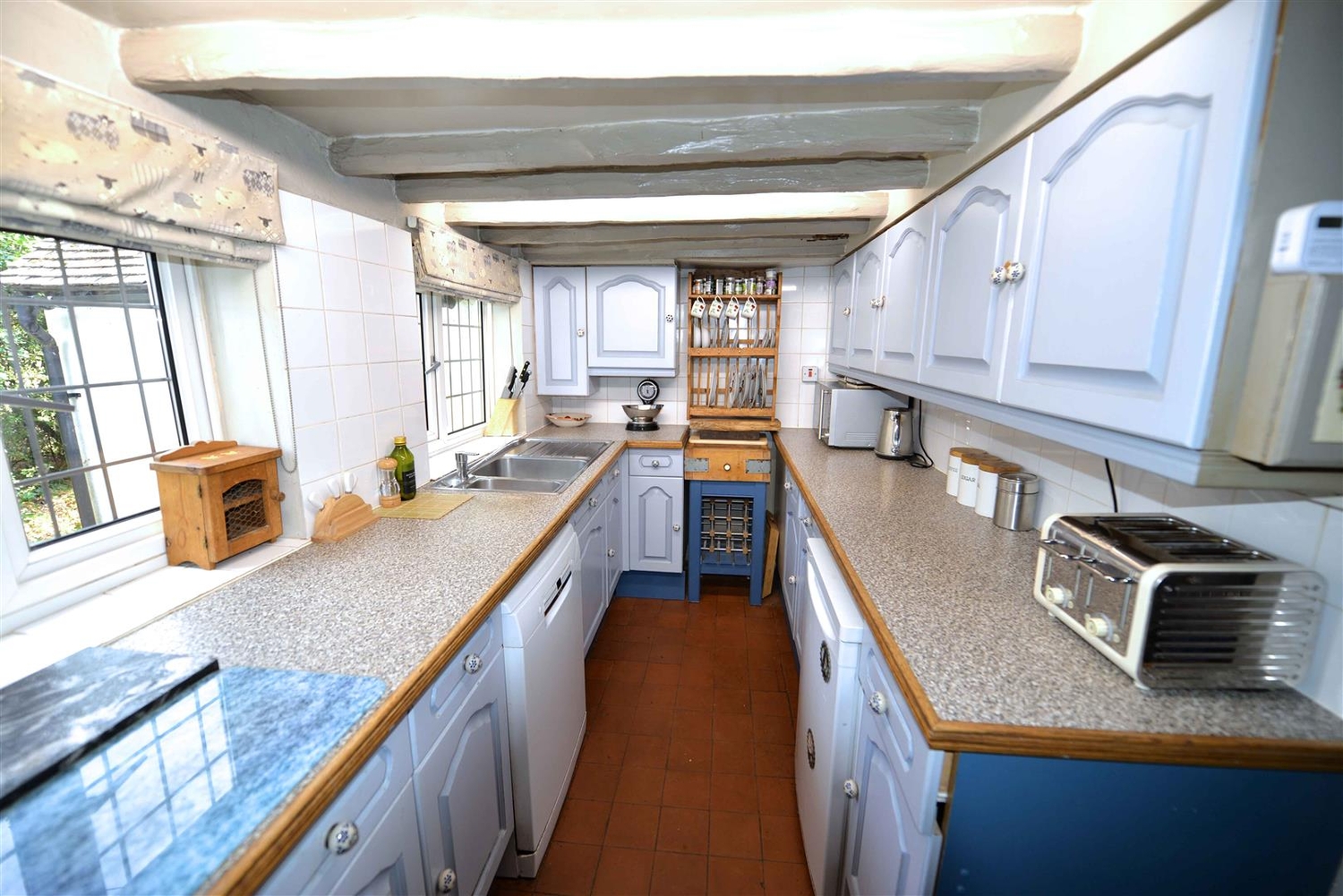  - Property for sale in SHIPLEY, Horsham in 