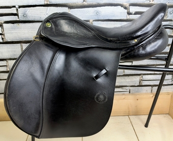 17” MW Oakland House Saddlery GP/Jump Saddle - Black - Cob Medium Wide