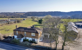 Property for sale in Meopham