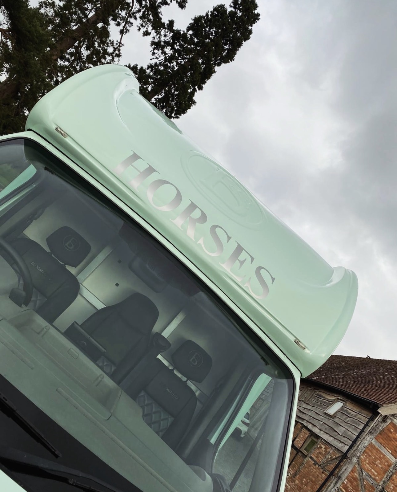 Bloomfields   Horsebox - Horseboxes Up to 3.5 Tonnes