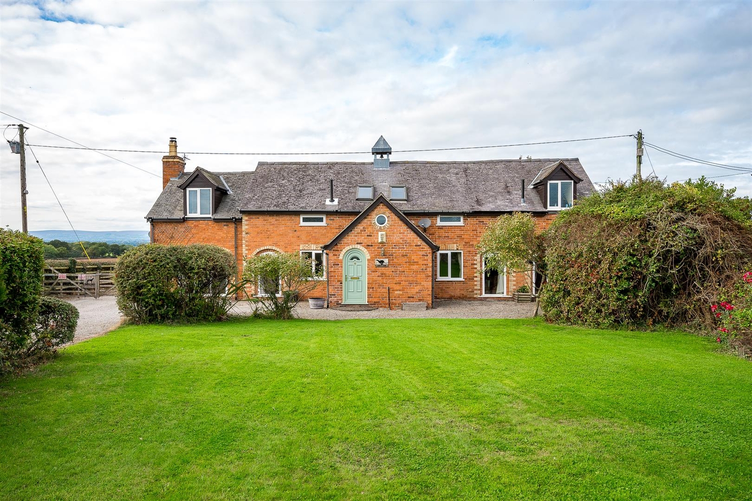  Property for sale in Malpas
