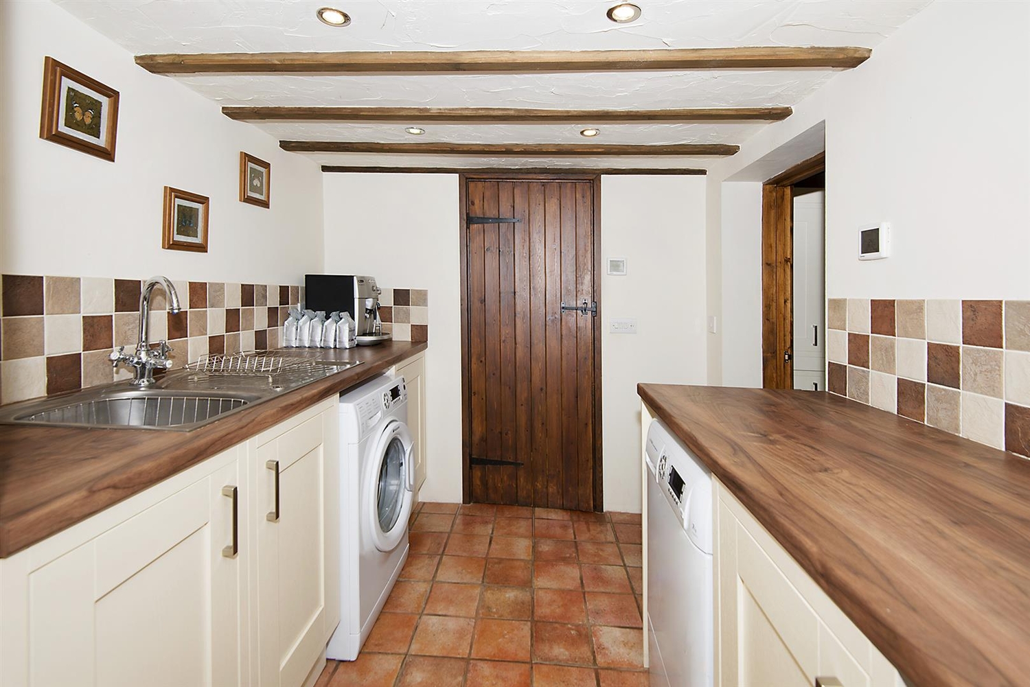 Property for sale in Sellindge - 
