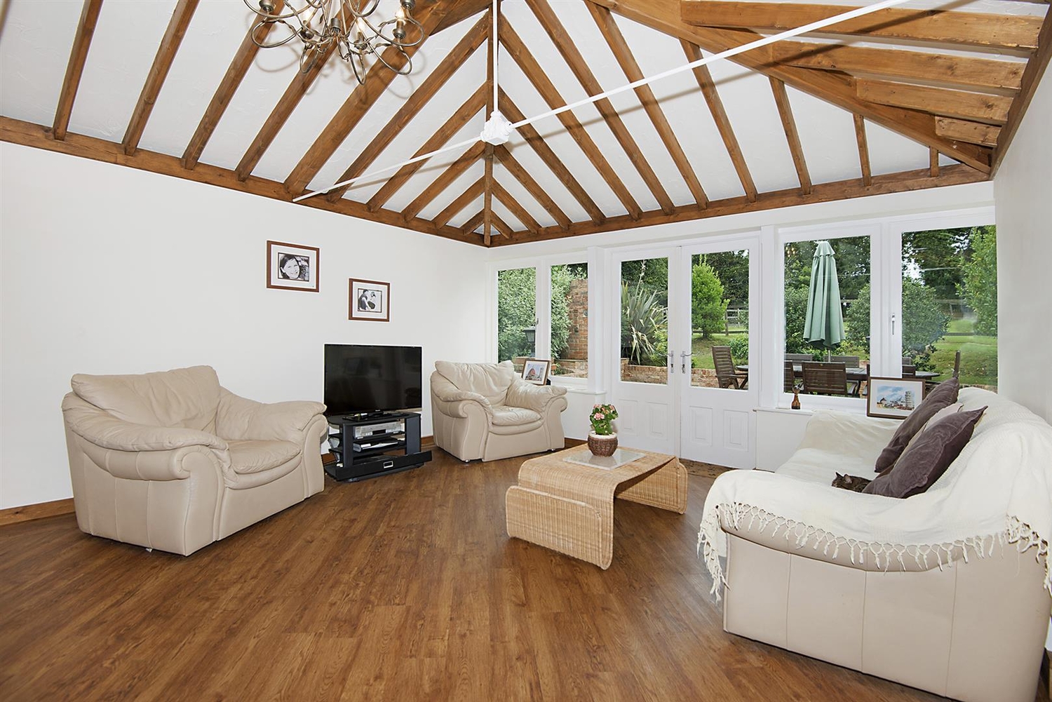 Property for sale in Sellindge 