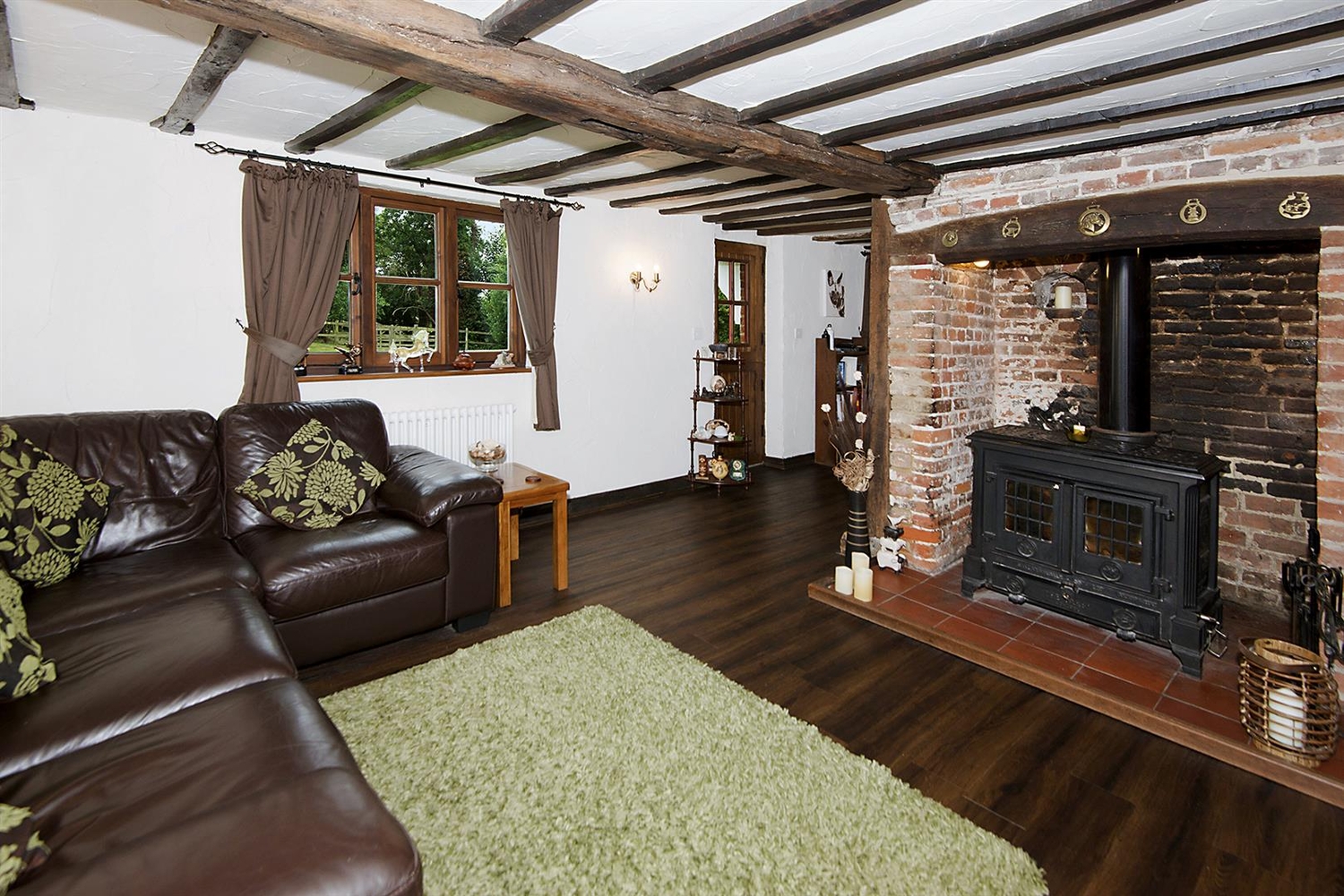  - Property for sale in Sellindge in 