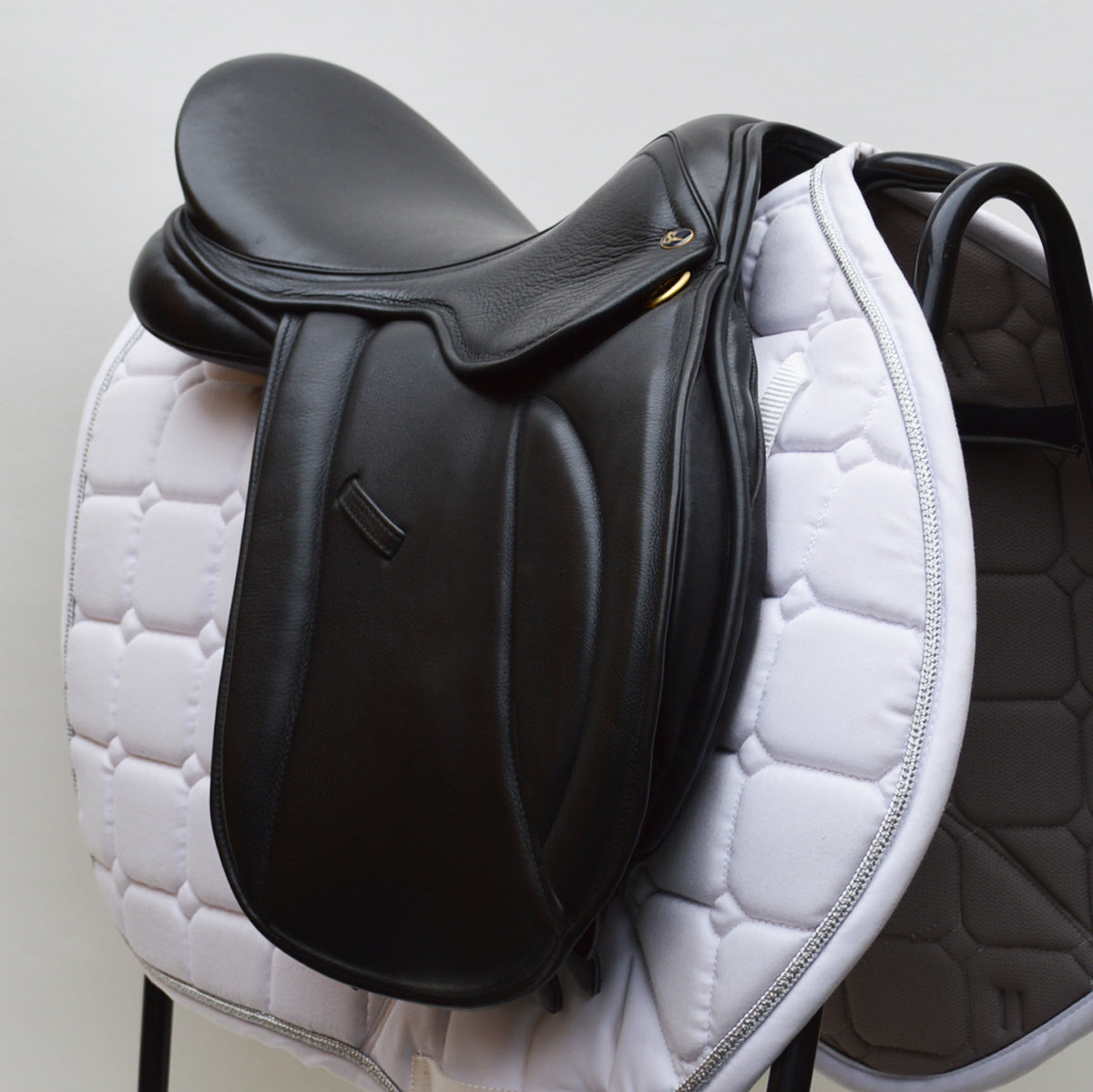  Silhouette GP 17" Approx MW, Black (SKU175)