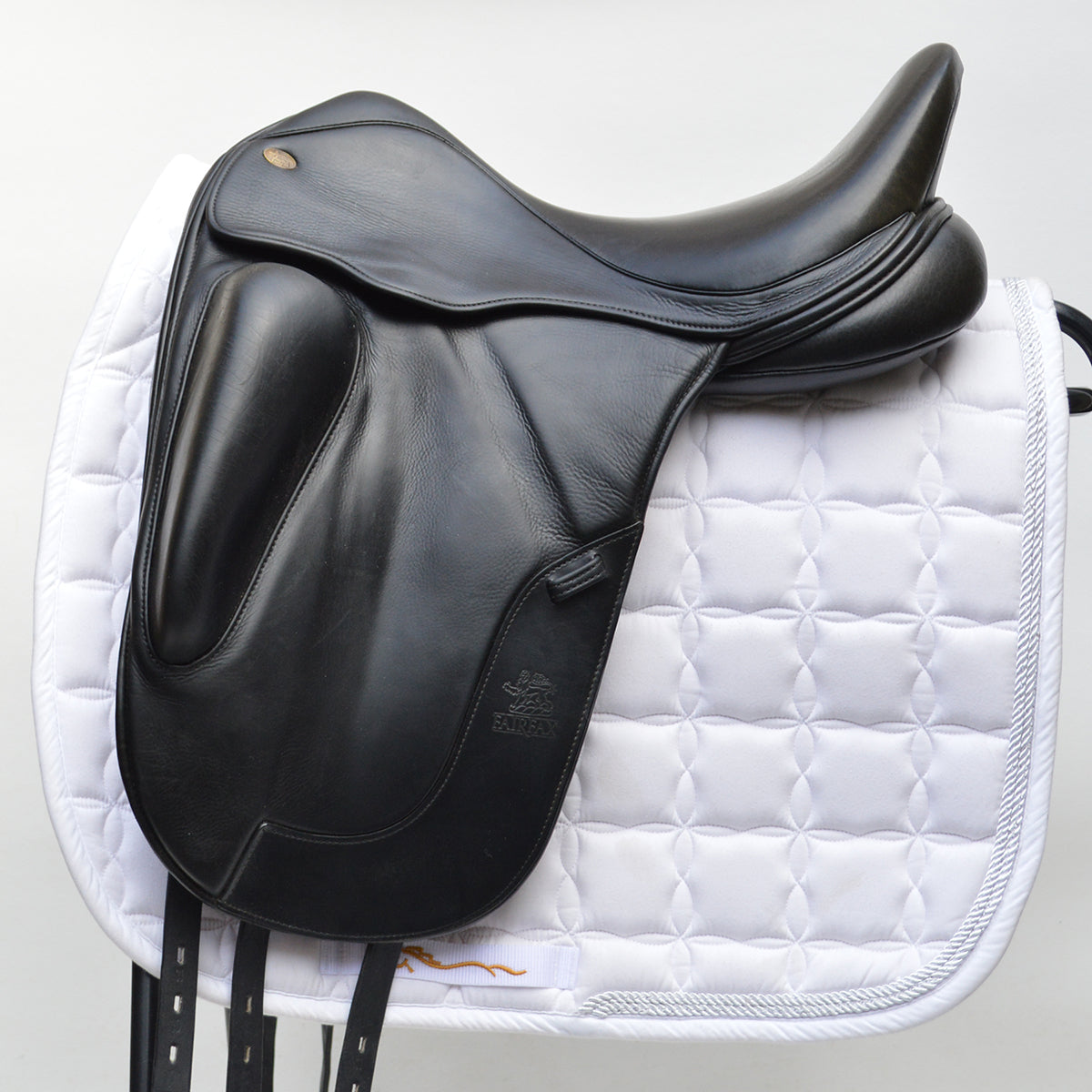Fairfax Gareth Monoflap Dressage Saddle, 17.5", Adjustable, Black (SKU277)