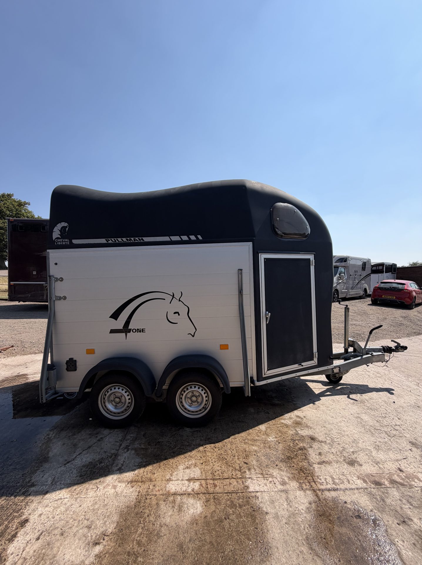  Cheval Liberte