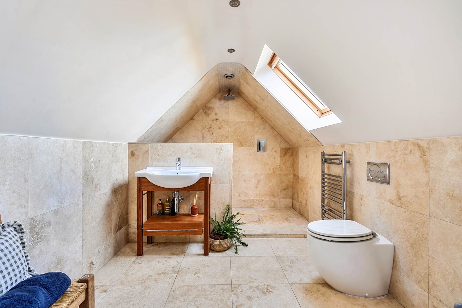  - Property for sale in Westbury