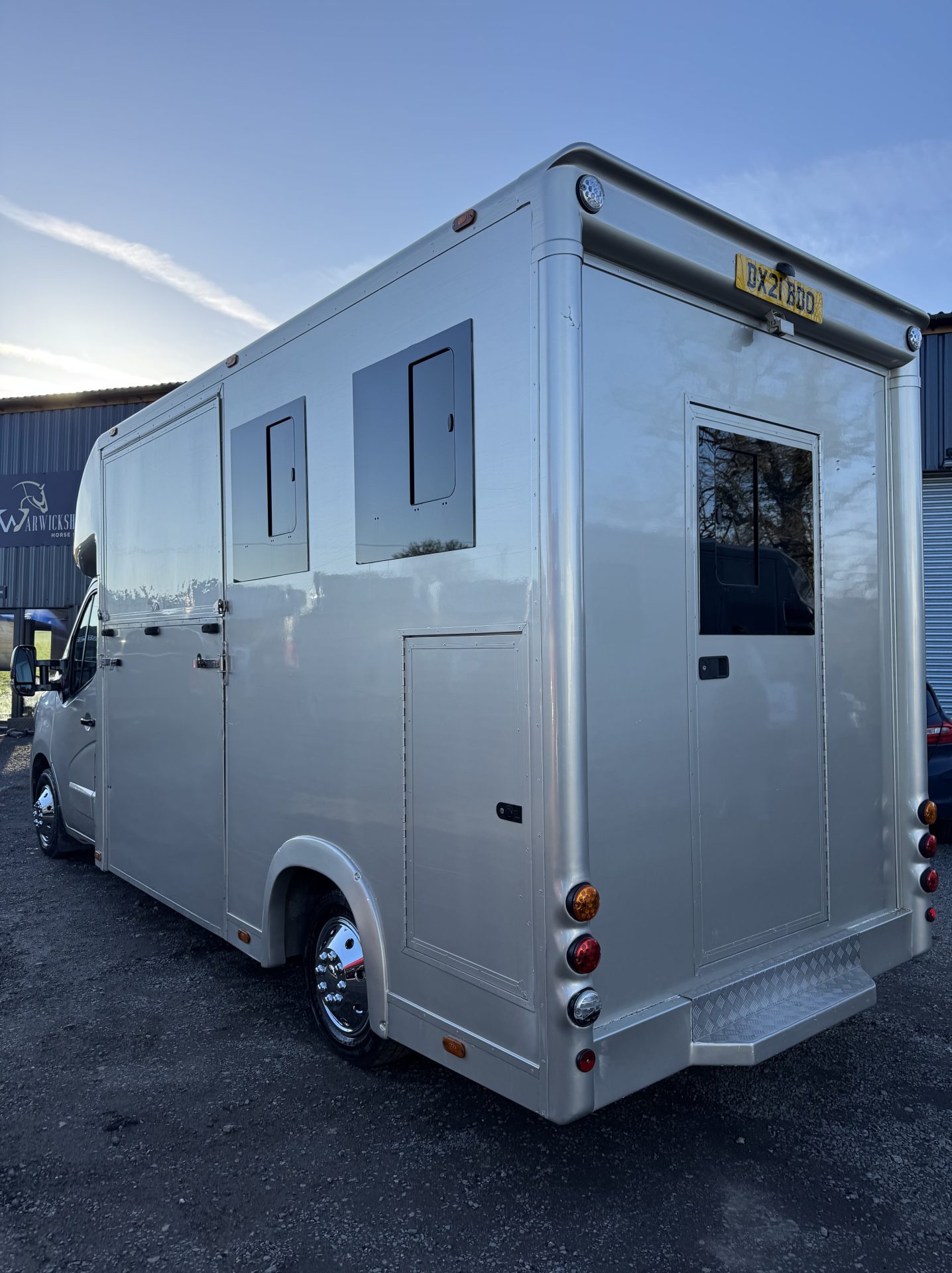  Automatic   Horsebox