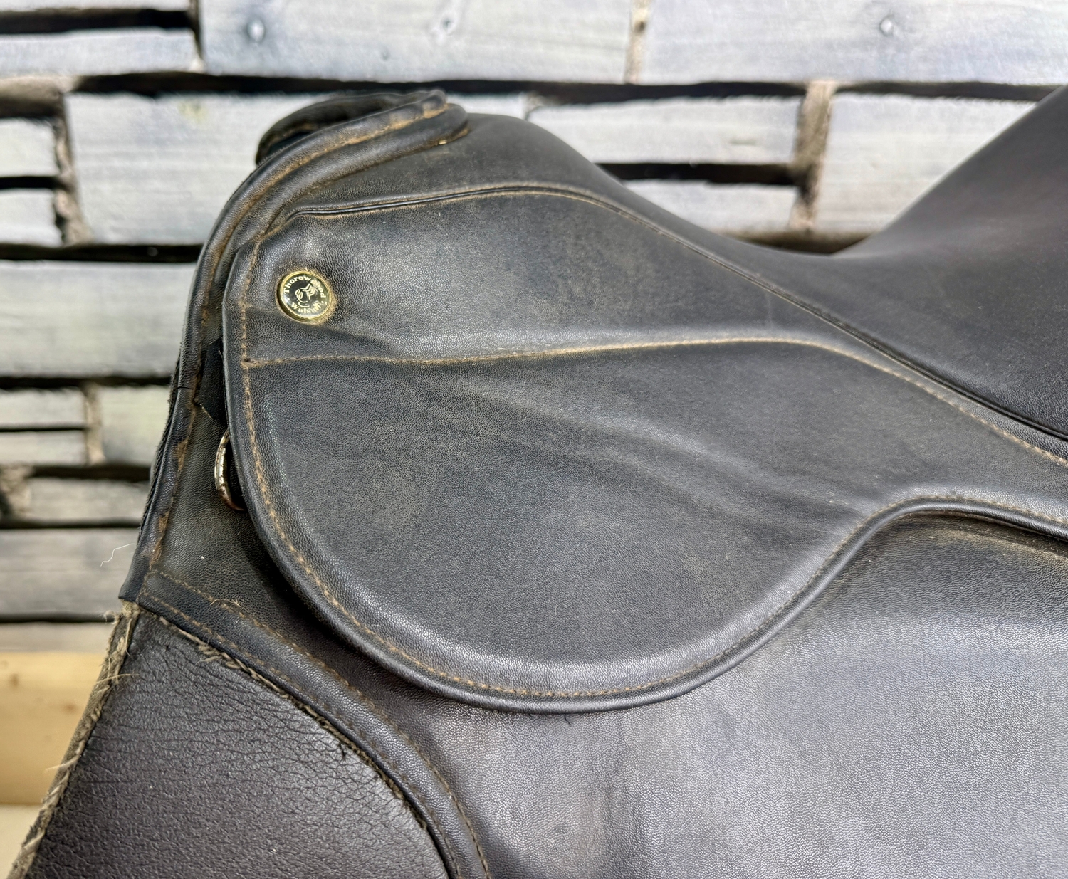 18” Wide Thorowgood Griffin Standard GP Saddle - Black