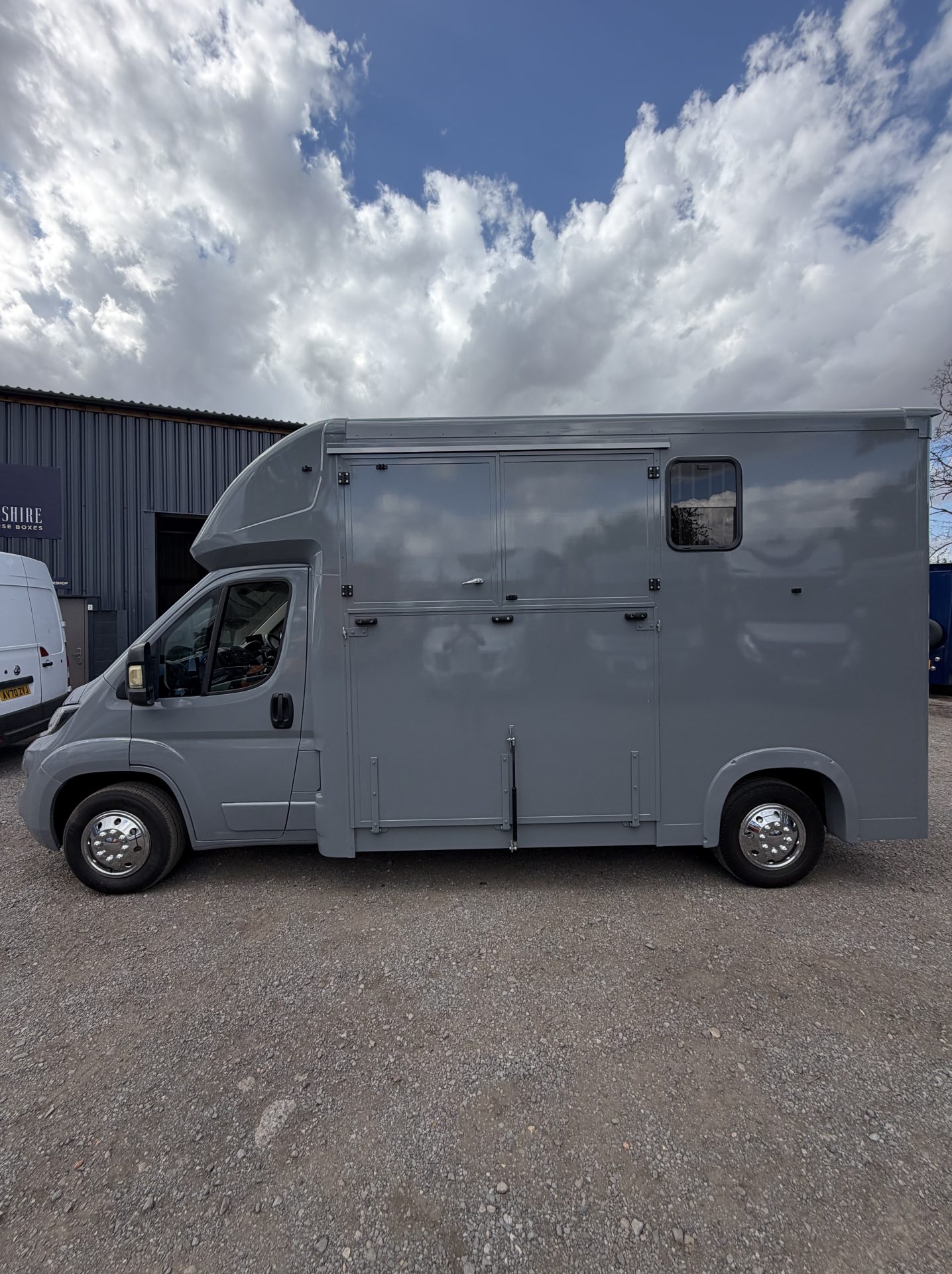 Jms horseboxes   Horsebox - Horseboxes Up to 3.5 Tonnes in 