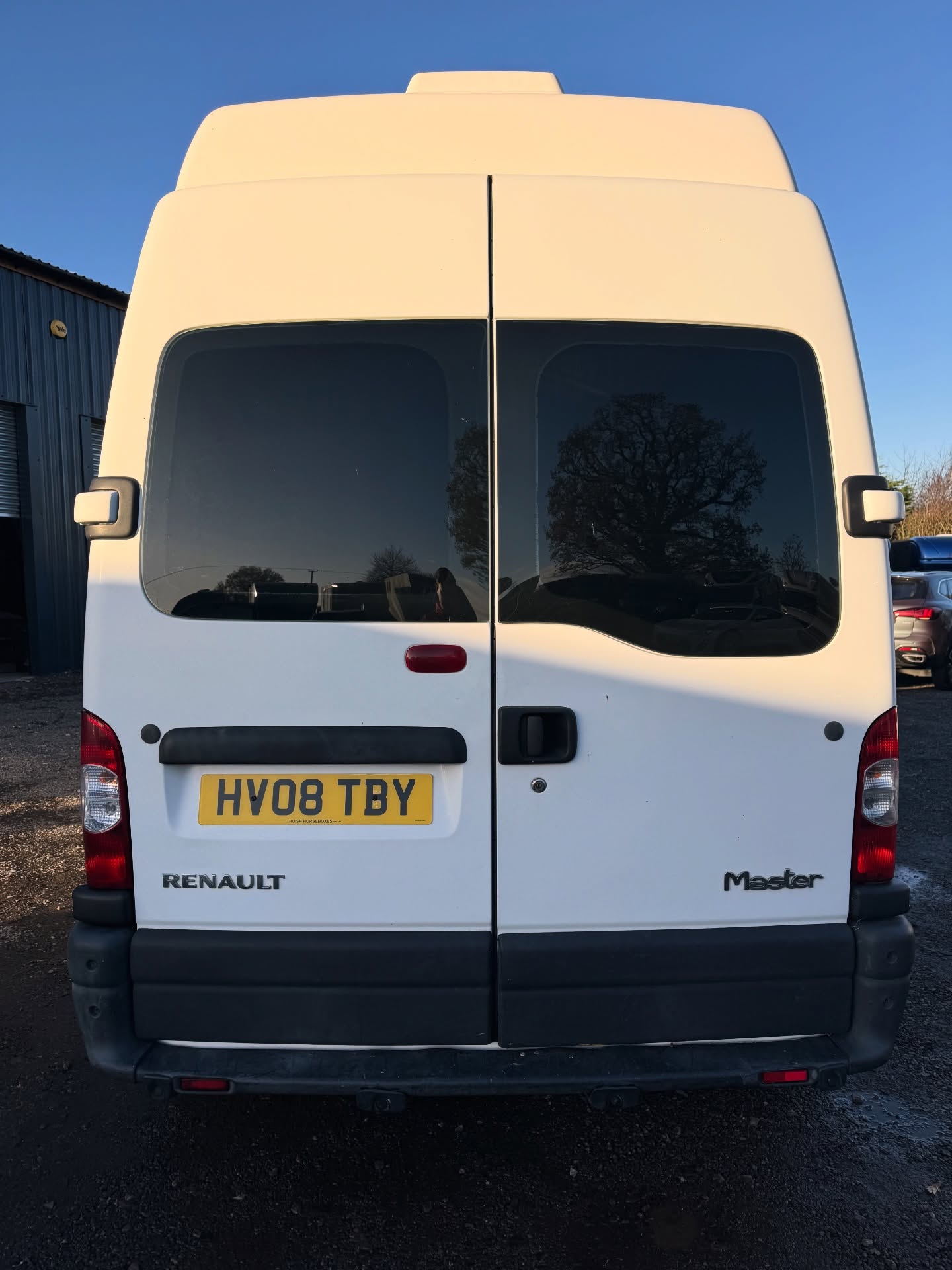 Horseboxes Up to 3.5 Tonnes - Three Counties   Horsebox