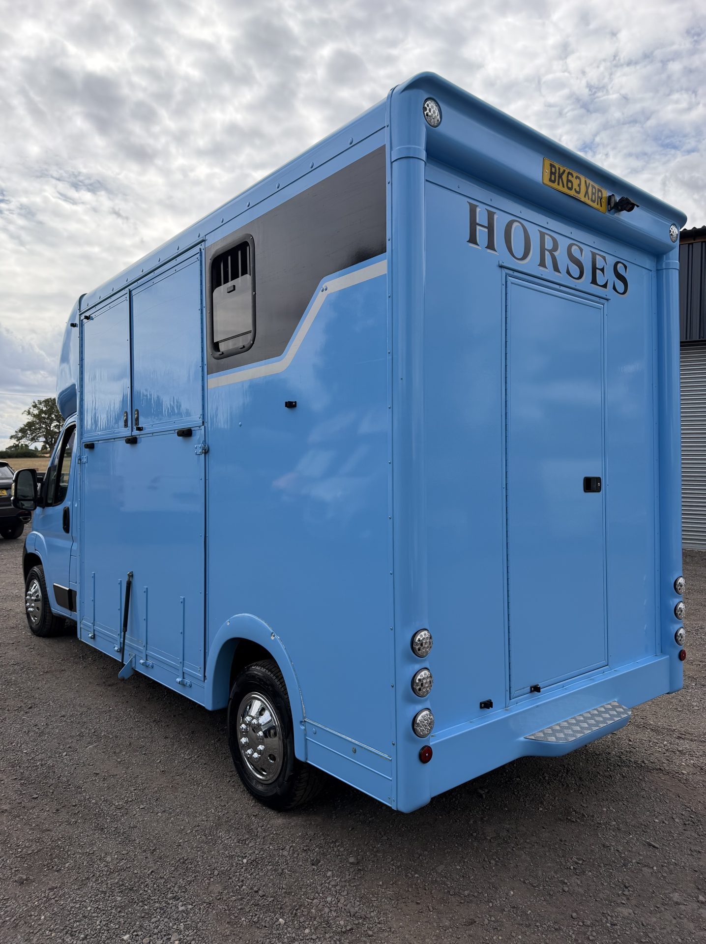 Hendy   Horsebox - Horseboxes Up to 3.5 Tonnes in 