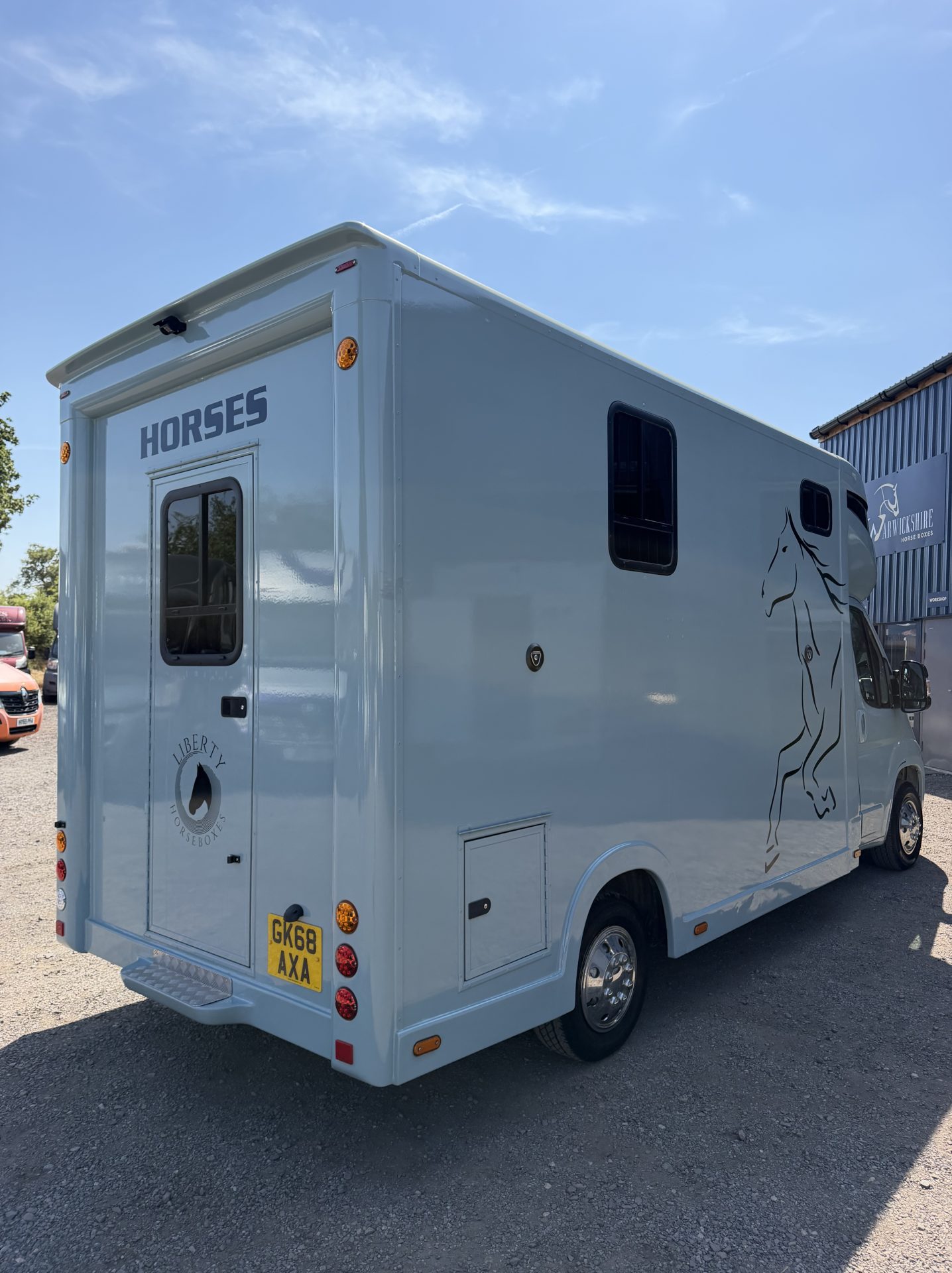 Liberty   Horsebox - Horseboxes Up to 3.5 Tonnes