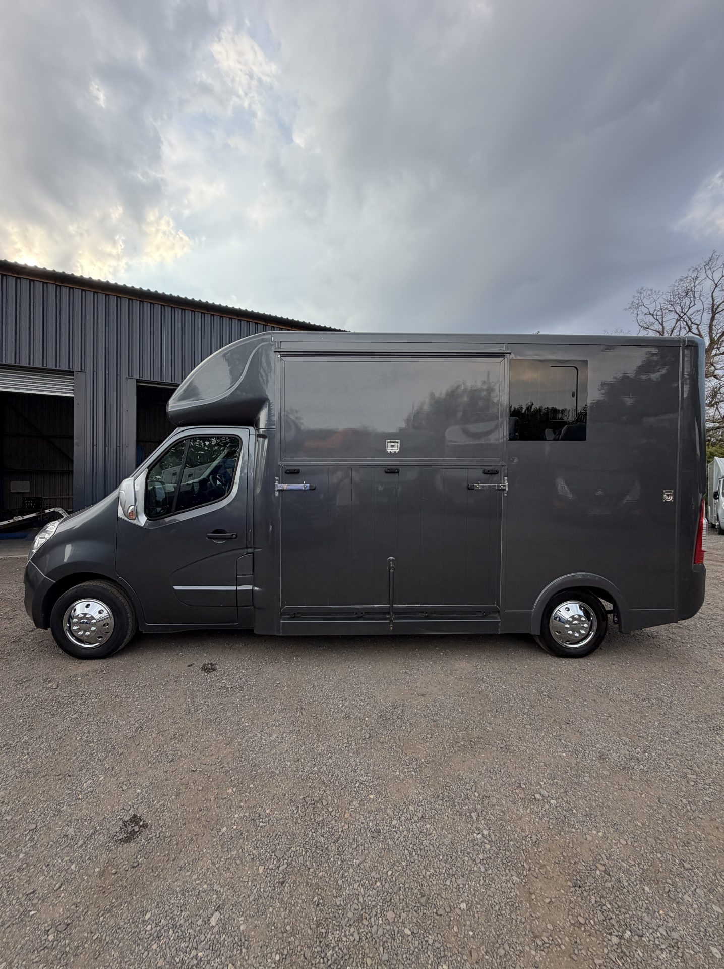 Unique   Horsebox - Horseboxes Up to 3.5 Tonnes in 