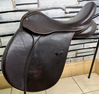 17 1/2” MW Saferide English GP Saddle - Brown
