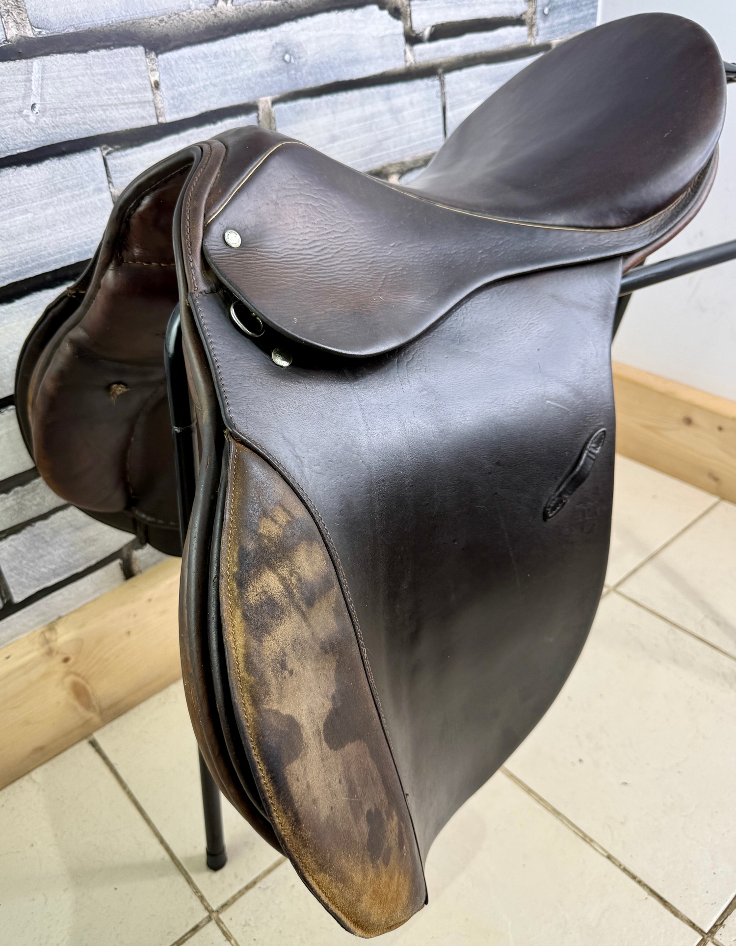 18” 28.5 (M) Kloster Schonthal Pandur GP Saddle - Brown