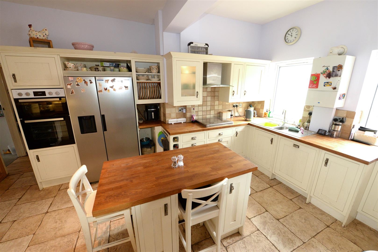  - Property for sale in Copthorne in 