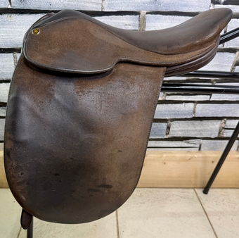 16” MW-Wide Fylde Hayden Show/Working Hunter Saddle -Brown- Suede Top