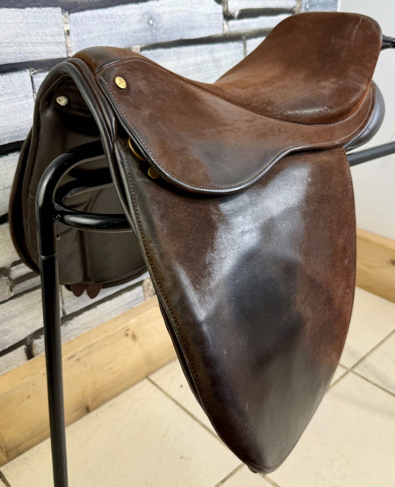 15” Medium Morris & Nolan WH Working Hunter Saddle - Brown - Suede - Working Hunter