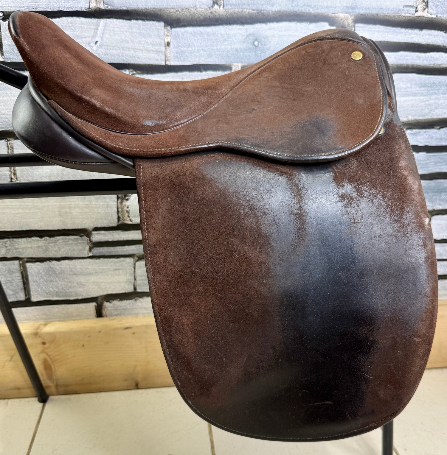  - 15” Medium Morris & Nolan WH Working Hunter Saddle - Brown - Suede - Working Hunter in 