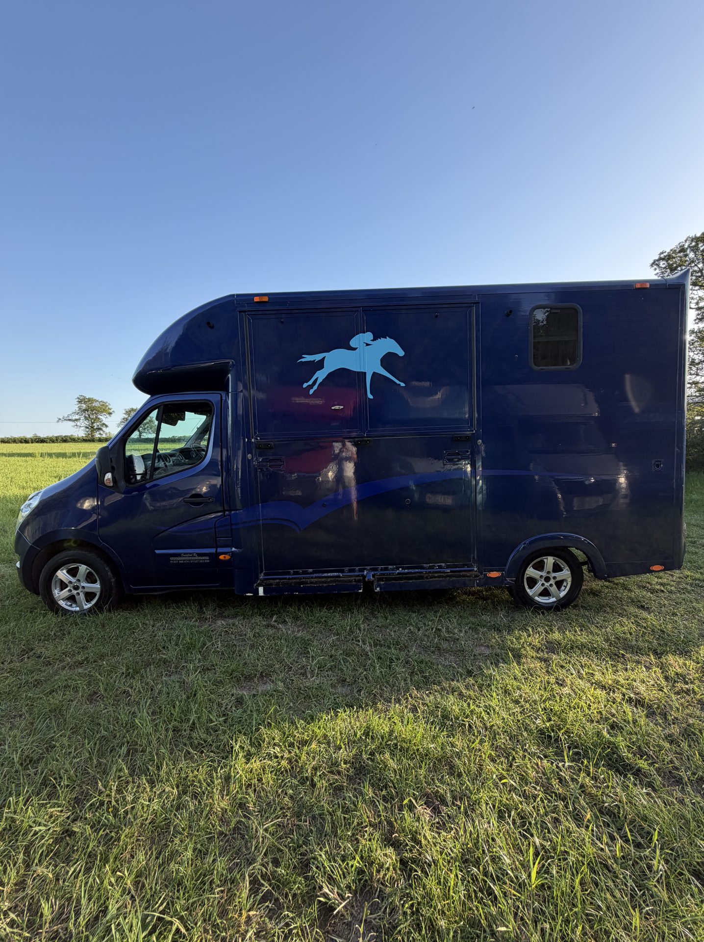 kevin   Horsebox - Horseboxes Up to 3.5 Tonnes in 