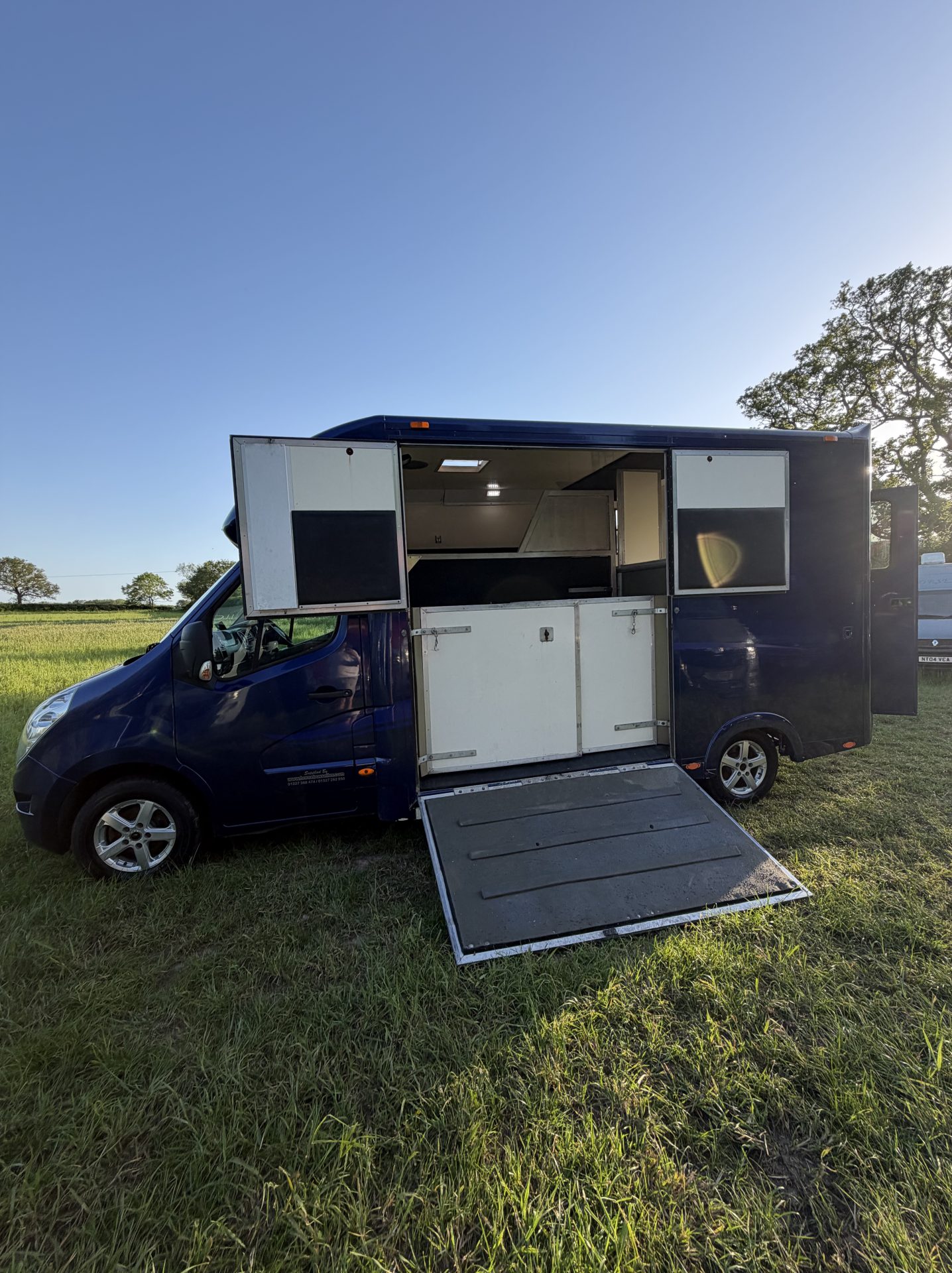 Horseboxes Up to 3.5 Tonnes - kevin   Horsebox