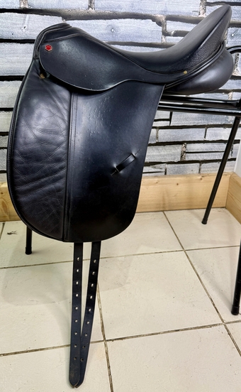 18” MN Albion Style TB Dressage Saddle - Black - High Wither