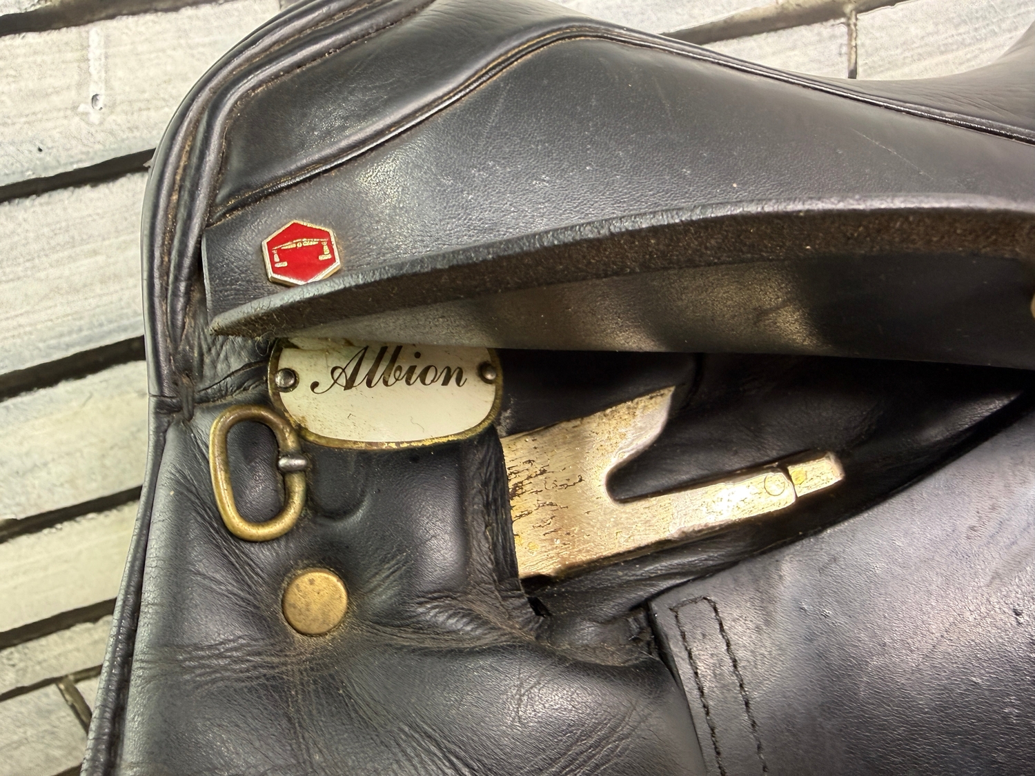 18” MN Albion Style TB Dressage Saddle - Black - High Wither -  in 