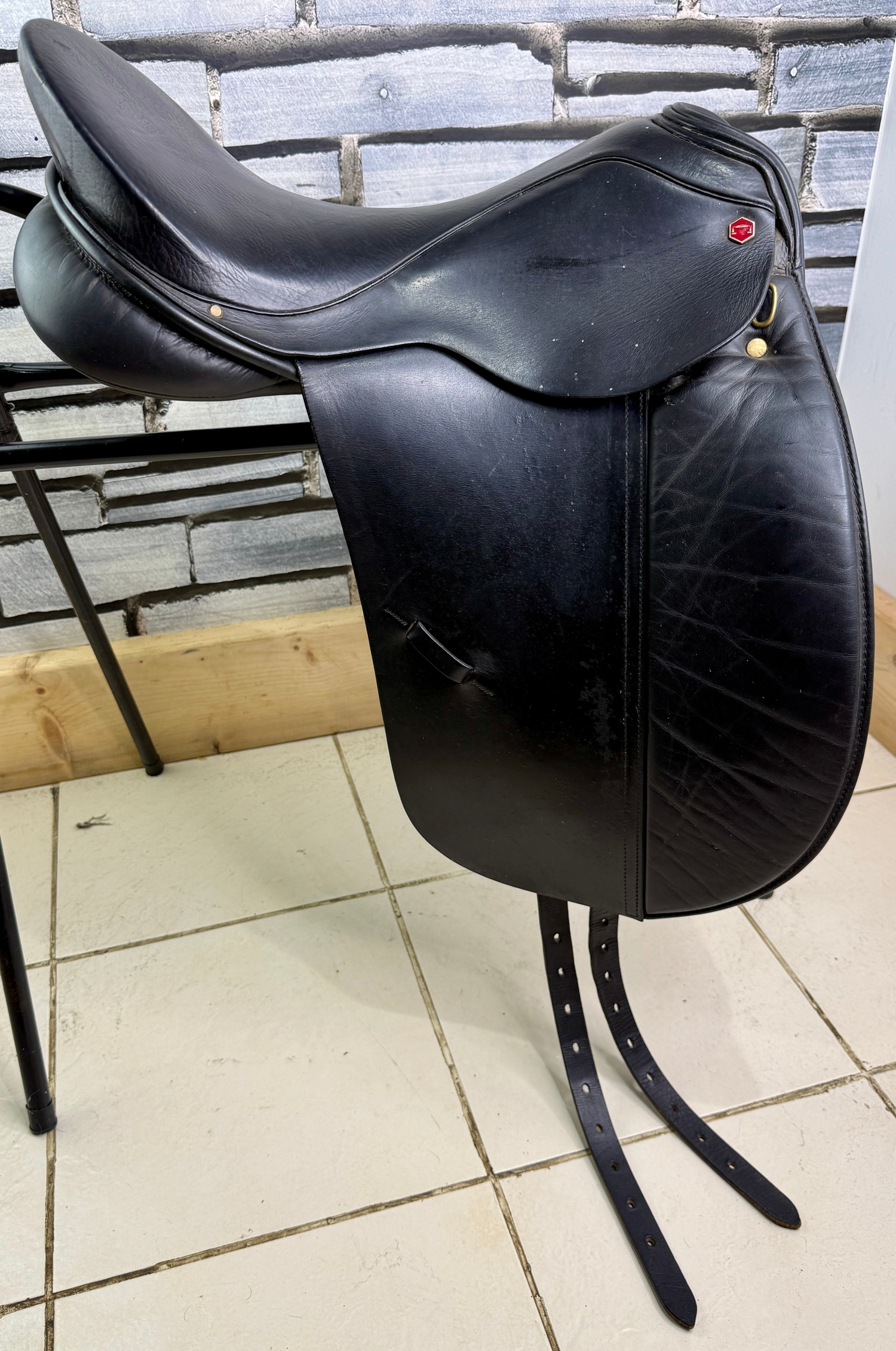  - 18” MN Albion Style TB Dressage Saddle - Black - High Wither
