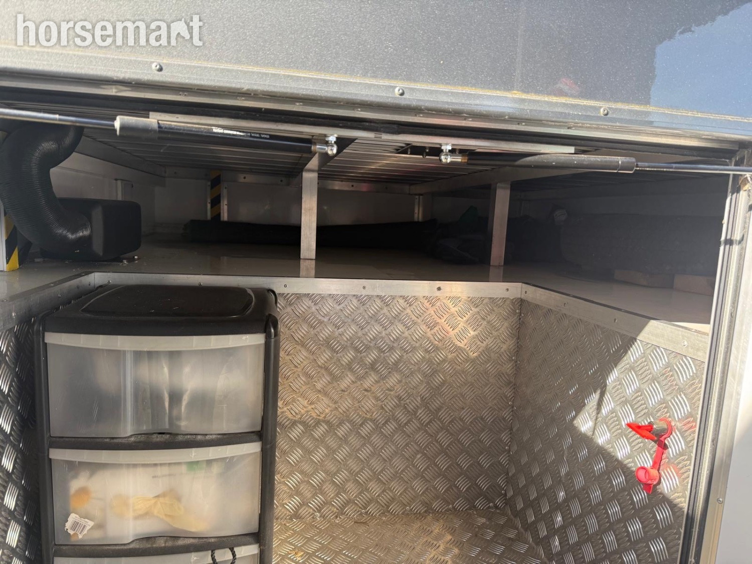 Horseboxes 3.6-7.5 Tonnes - Ardall   Daf Trucks Horsebox in 