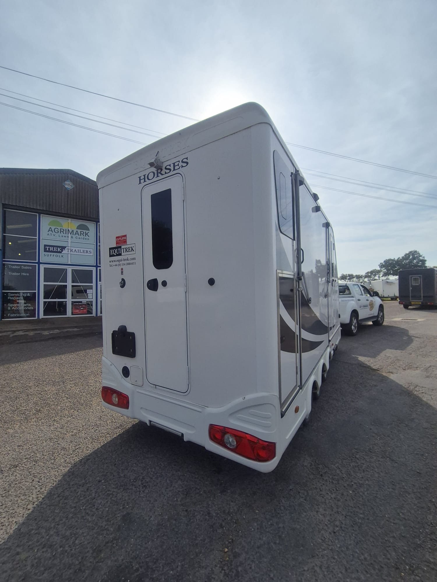Equi-Trek Star-Treka Excel  Horse Trailer - Horse Trailers