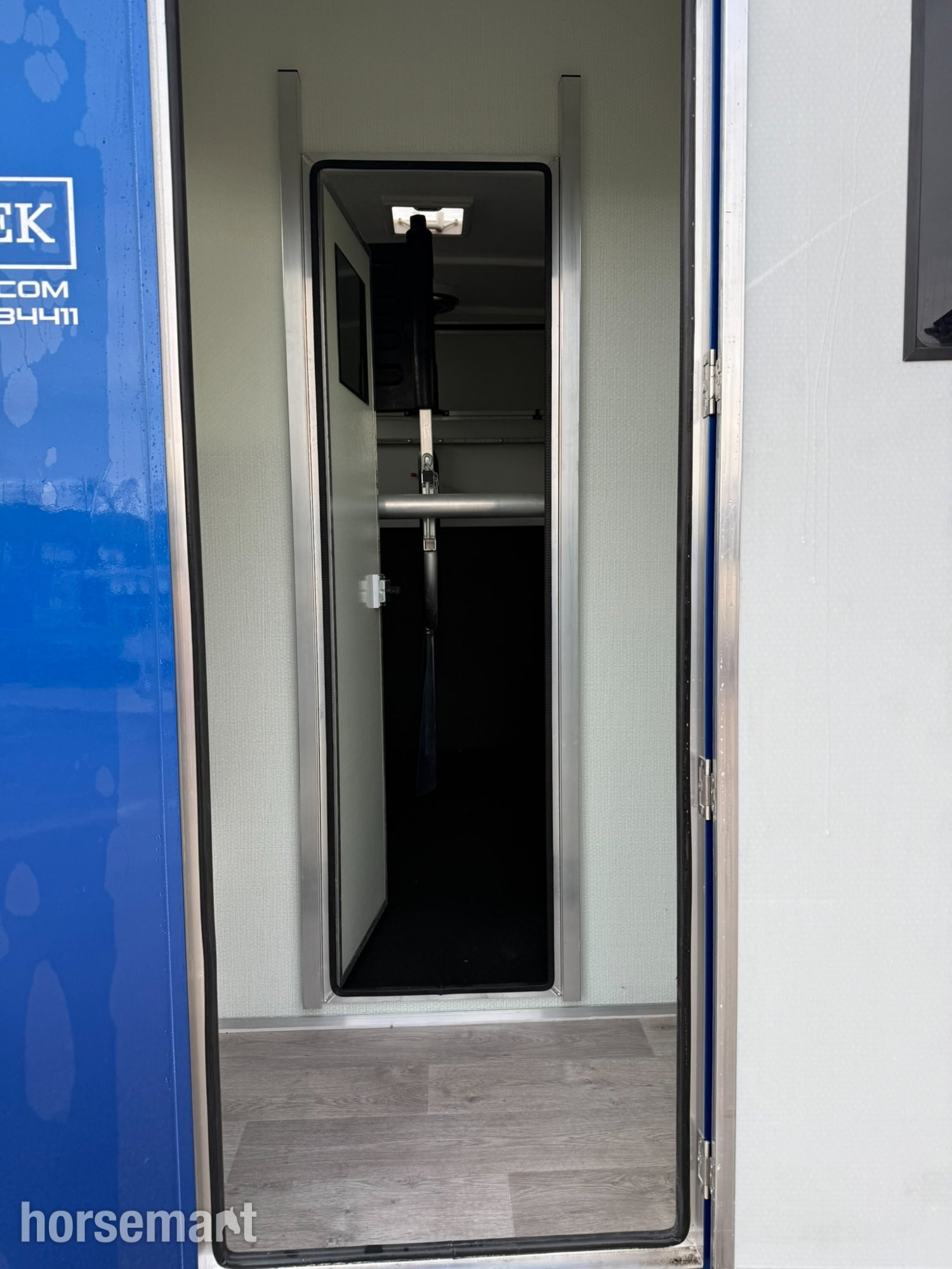 Equi-Trek Sonic Peugeot Horsebox 