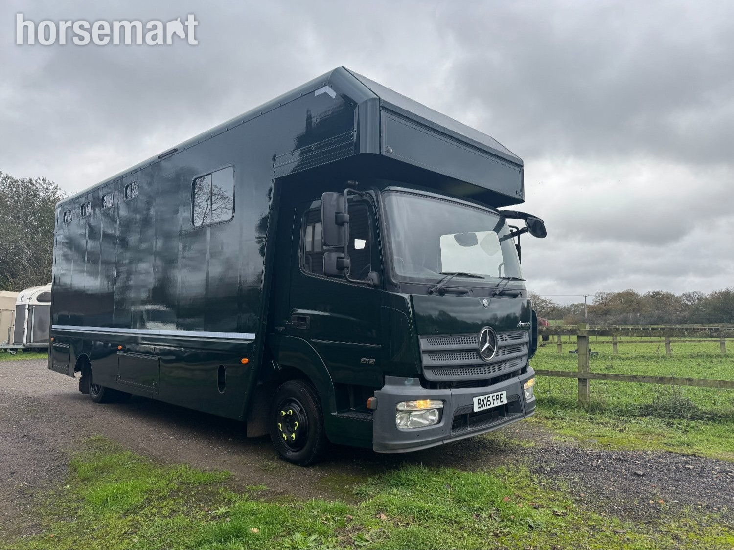 Prime 4 horse, rear ramp Mercedes-benz Horsebox in 